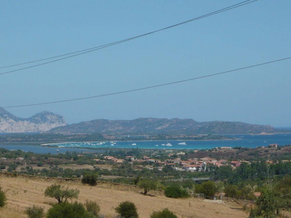 Li Muntigeddi Hotel San Teodoro  Exterior foto